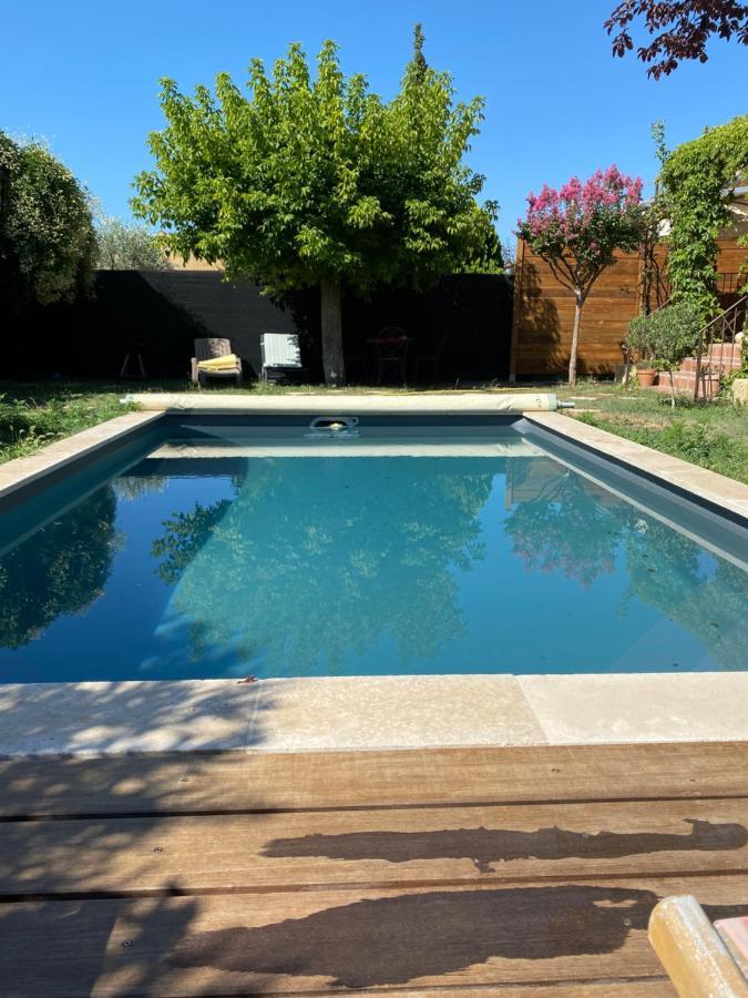 Gite Lou Sabai Au Pied Des Dentelles De Montmirail, Piscine Partagee 欧比尼昂 外观 照片