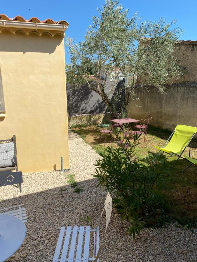 Gite Lou Sabai Au Pied Des Dentelles De Montmirail, Piscine Partagee 欧比尼昂 外观 照片