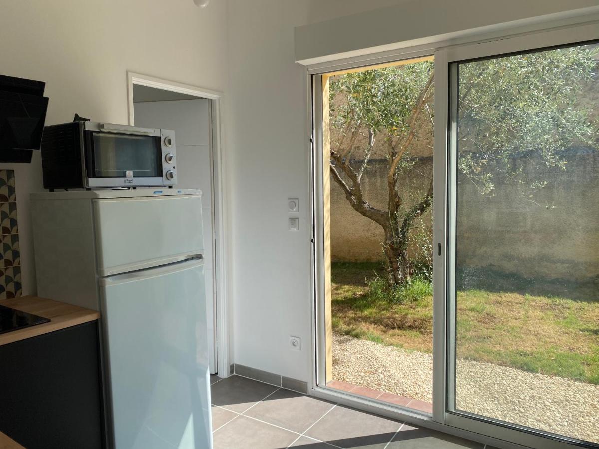 Gite Lou Sabai Au Pied Des Dentelles De Montmirail, Piscine Partagee 欧比尼昂 外观 照片